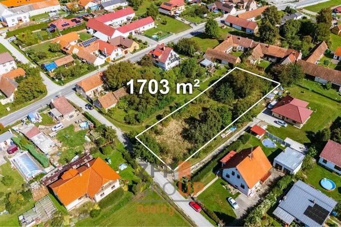Prodej pozemku pro bydlení, Strážkovice, 1703 m2