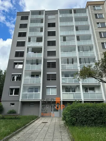 Prodej bytu 3+1, Rožnov pod Radhoštěm, Kulturní, 72 m2