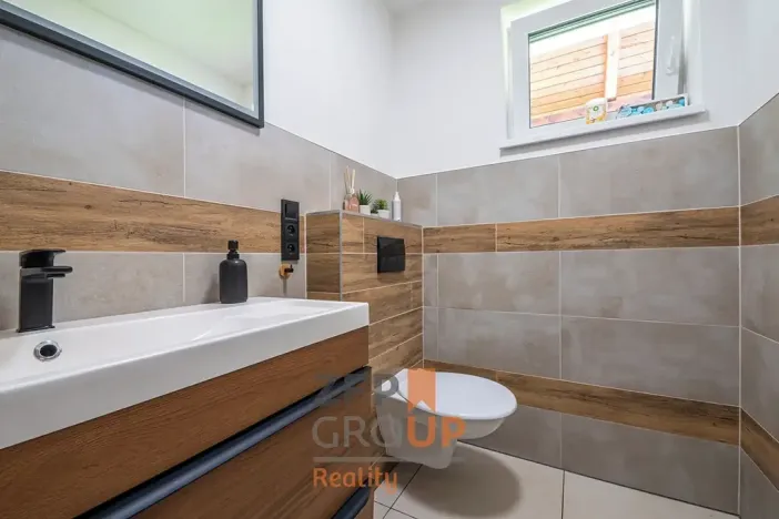 Prodej rodinného domu, Hejnice, 99 m2