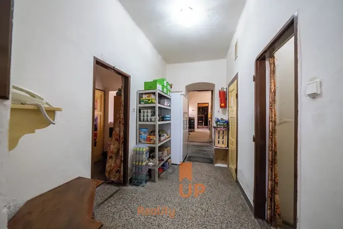 Prodej obchodního prostoru, Šatov, 470 m2