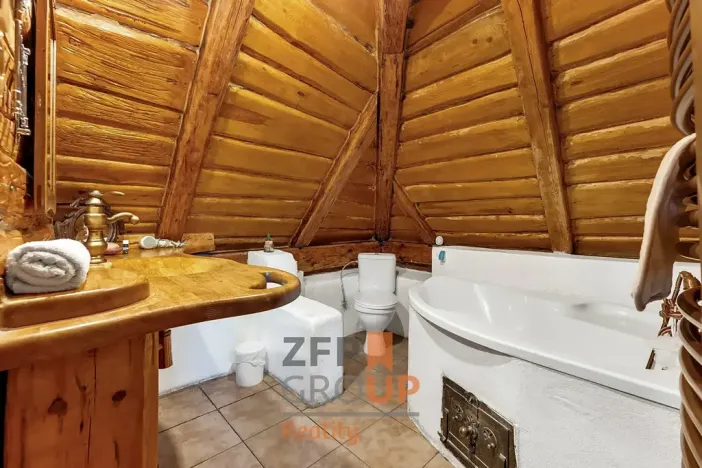 Prodej ubytování, Český Krumlov, Latrán, 143 m2