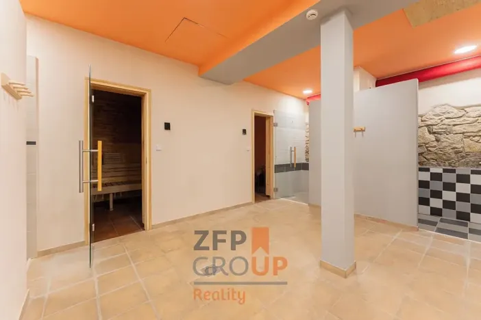Prodej ubytování, Lysice, nám. Osvobození, 1400 m2