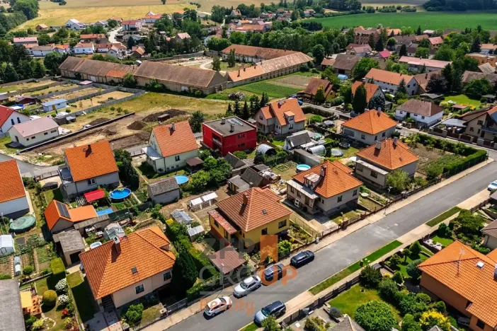 Prodej rodinného domu, Straškov-Vodochody, 165 m2