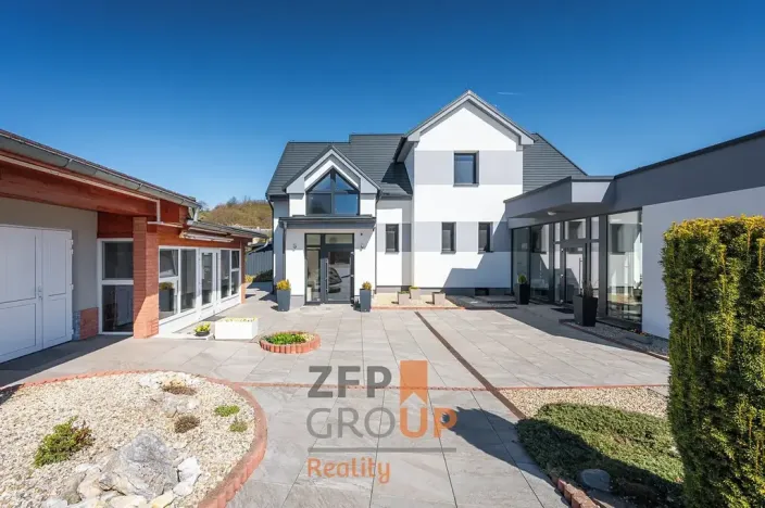 Prodej rodinného domu, Rozstání, 450 m2