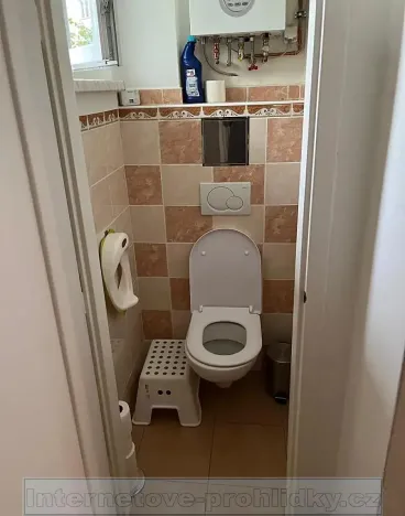 Pronájem bytu 2+kk, Praha - Krč, 46 m2