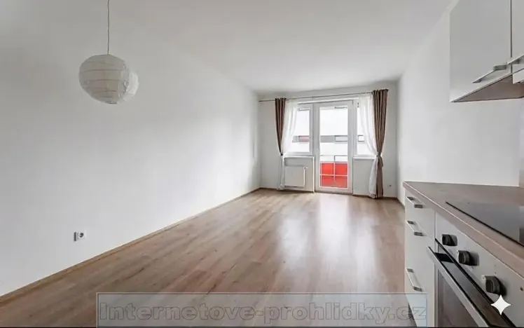 Pronájem bytu 1+kk, Praha - Hostavice, 35 m2