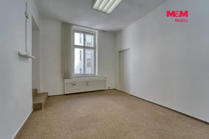 Pronájem kanceláře, Plzeň - Vnitřní Město, Veleslavínova, 112 m2