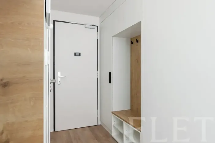 Pronájem bytu 2+kk, Praha - Smíchov, Plzeňská, 26 m2
