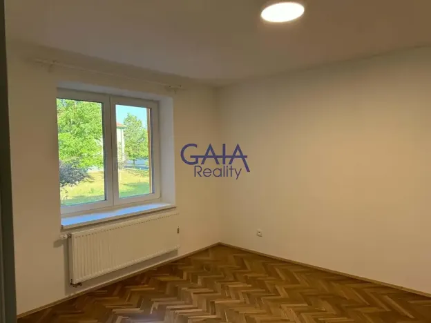 Pronájem bytu 2+1, Dubňany, Nám. 15.dubna, 56 m2
