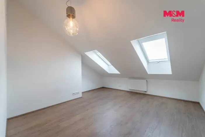 Prodej bytu 5+kk, Ořech, Karlštejnská, 112 m2