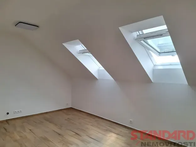 Pronájem bytu 2+kk, Přeštice, Revoluční, 45 m2