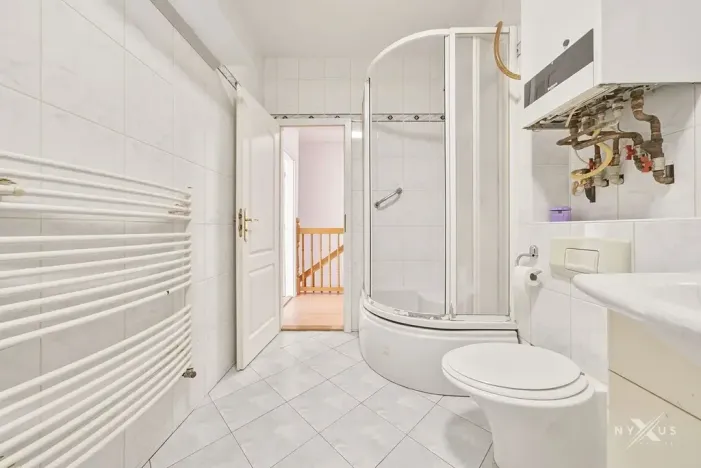 Pronájem rodinného domu, Praha - Štěrboholy, Pod areálem, 324 m2