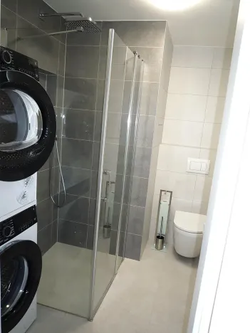 Pronájem bytu 1+kk, Praha - Strašnice, Strančická, 34 m2