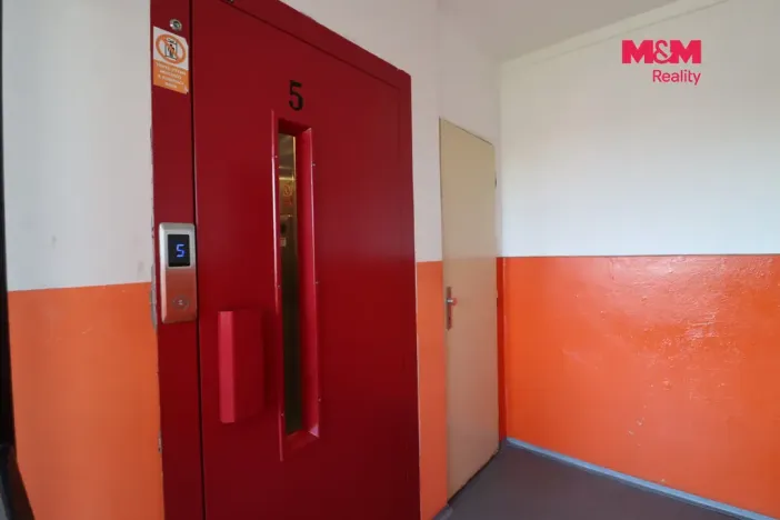 Prodej bytu 1+kk, Most, Jana Kubelíka, 27 m2
