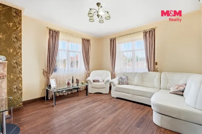 Prodej rodinného domu, Horoměřice, Akátová, 393 m2