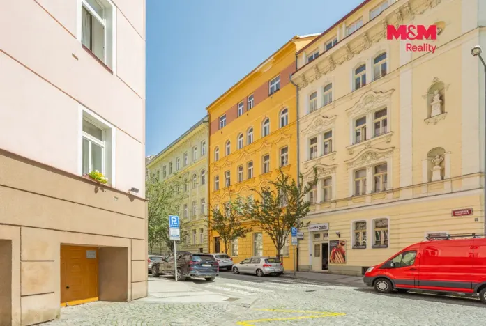 Pronájem bytu 2+kk, Praha - Vinohrady, Záhřebská, 88 m2