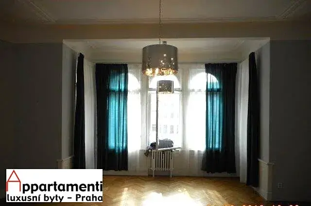 Pronájem kanceláře, Praha - Josefov, Kaprova, 45 m2