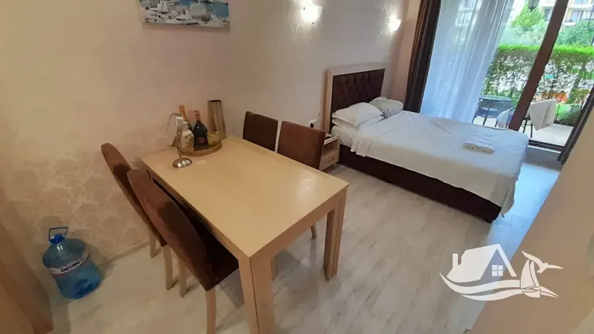 Prodej bytu 1+kk, Nesebar, Bulharsko, 32 m2