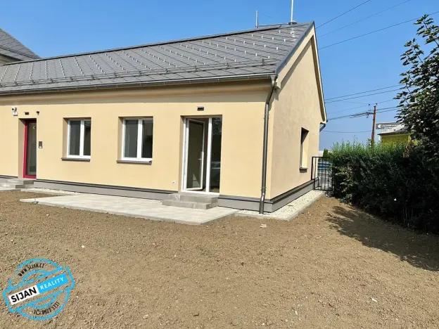 Pronájem bytu 3+kk, Opava, 56 m2