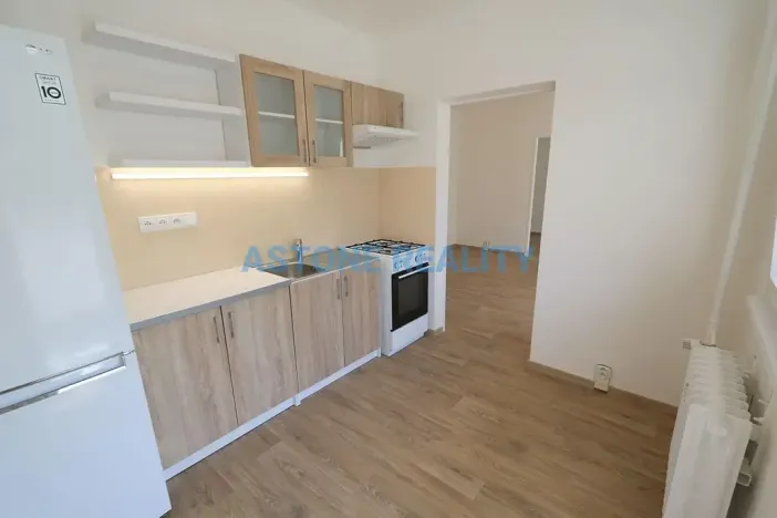 Pronájem bytu 3+1, Praha - Strašnice, Pod strání, 68 m2