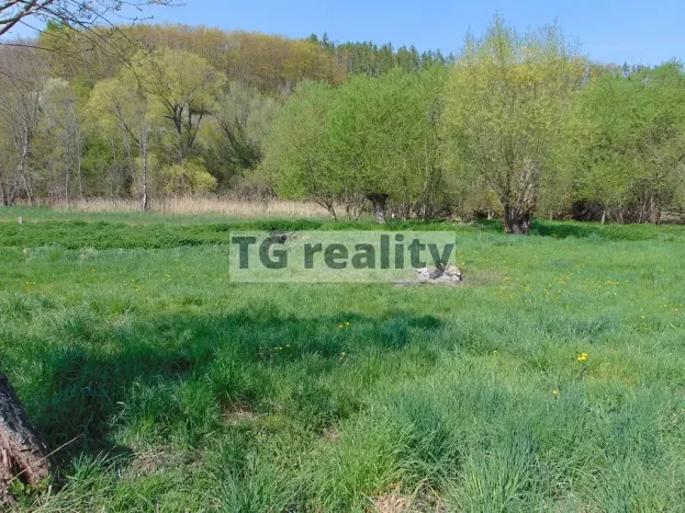 Pronájem louky, Praha - Suchdol, Trojanův mlýn, 550 m2