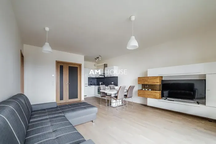 Pronájem bytu 2+kk, Praha - Holešovice, Sanderova, 59 m2