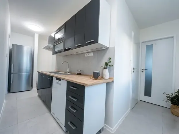 Pronájem bytu 1+kk, Ústí nad Labem, Velká Hradební, 9 m2