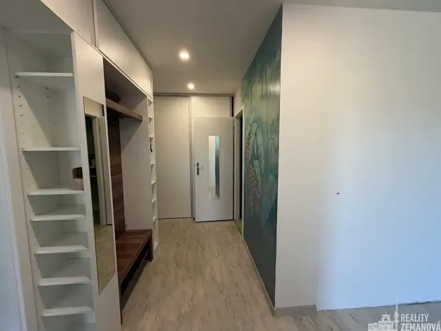 Pronájem bytu 3+kk, Praha - Bohnice, Řešovská, 54 m2