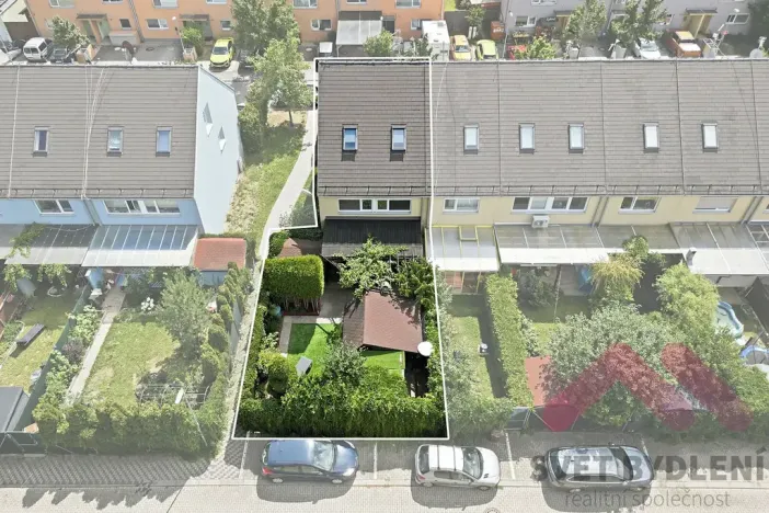 Prodej rodinného domu, Nupaky, K Parku, 160 m2