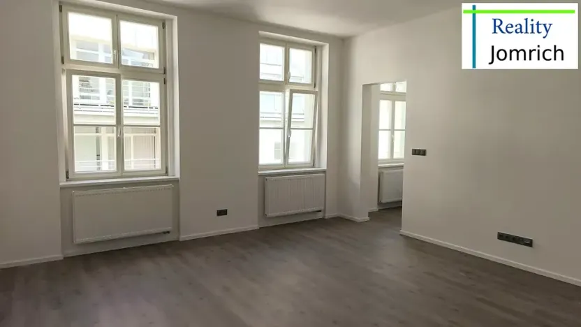Pronájem bytu 1+1, Liberec, Moskevská, 41 m2