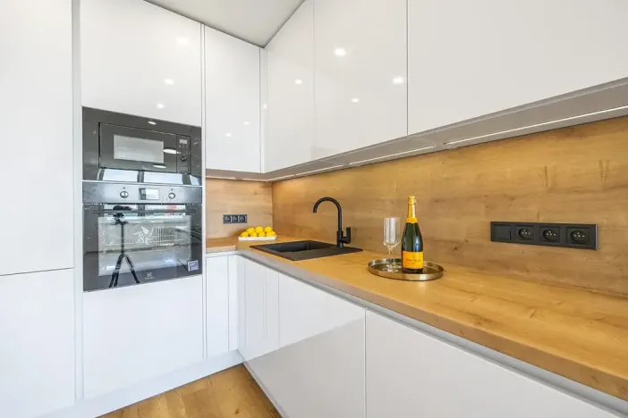 Prodej bytu 3+kk, Praha - Petrovice, Rezlerova, 69 m2