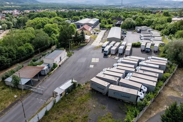 Prodej komerční nemovitosti, Dubí, Horská, 3047 m2