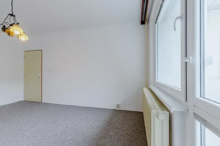 Pronájem bytu 3+1, Praha - Podolí, Na Zvoničce, 61 m2