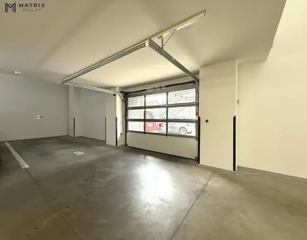 Pronájem obchodního prostoru, Praha - Čakovice, Cukrovarská, 468 m2