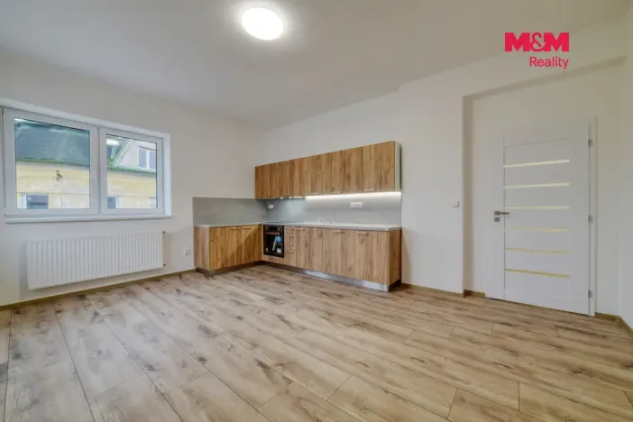 Pronájem bytu 3+kk, Luby, Revoluční, 71 m2