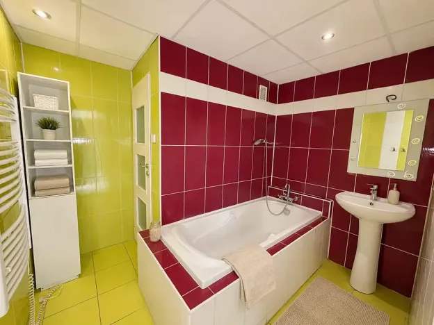 Pronájem bytu 4+1, Litvínov, Valdštejnská, 73 m2
