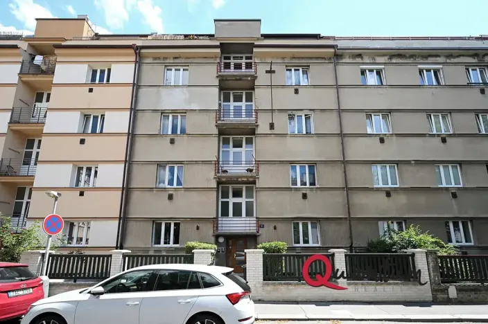 Pronájem bytu 1+kk, Praha - Nusle, V zálomu, 33 m2