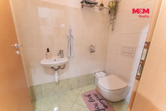 Prodej bytu 4+kk, Milovice - Mladá, Kaštanová, 91 m2