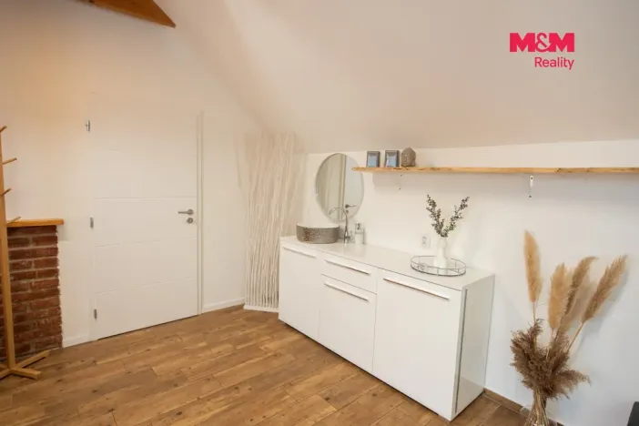Pronájem obchodního prostoru, Hradec Králové - Kukleny, Pražská třída, 23 m2