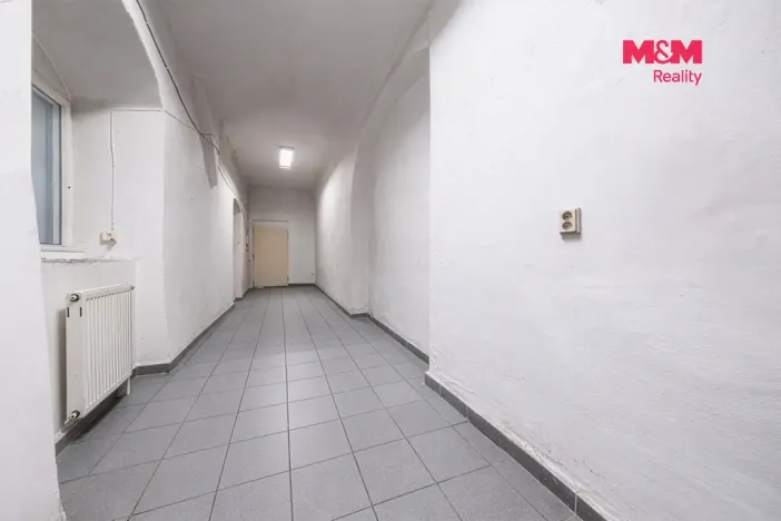 Prodej obchodního prostoru, Úvaly, 691 m2