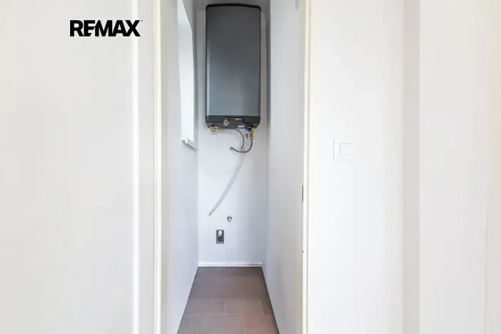 Pronájem bytu 2+kk, Praha - Žižkov, Jičínská, 42 m2