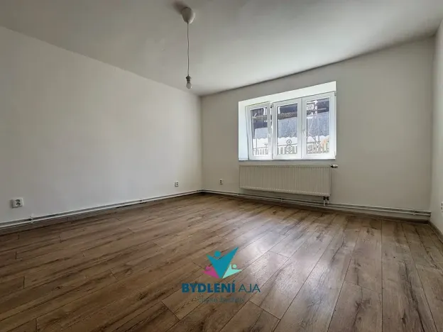 Prodej bytu 2+1, Tisá, 60 m2