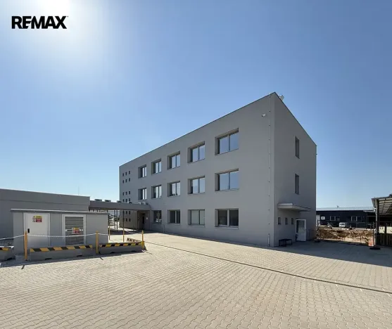 Pronájem kanceláře, Pardubice, Fáblovka, 444 m2