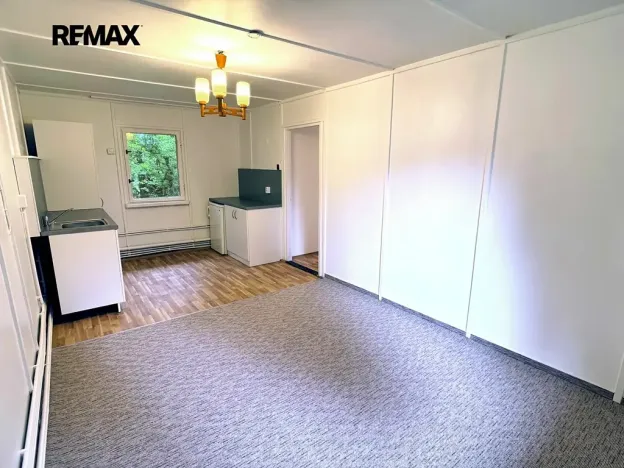 Pronájem chaty, Praha - Újezd nad Lesy, Holšická, 50 m2