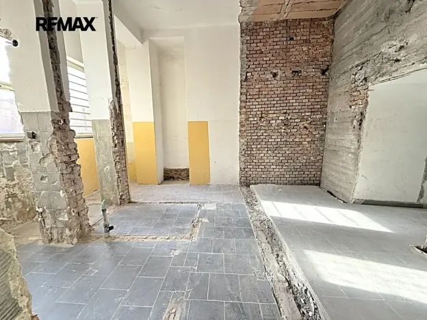 Pronájem obchodního prostoru, Chrudim, Resselovo náměstí, 72 m2