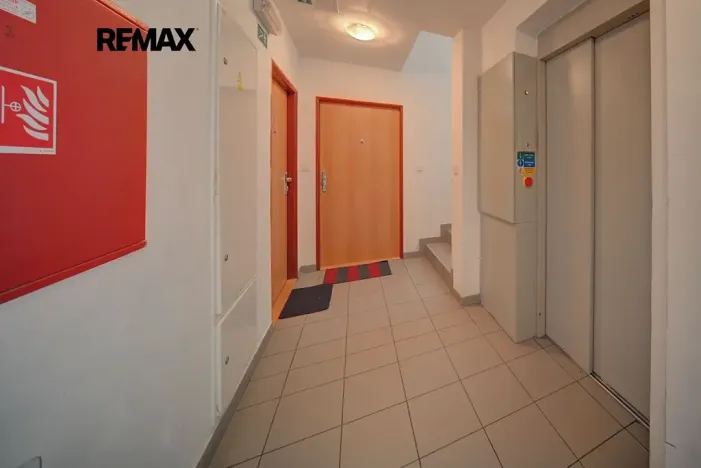 Pronájem bytu 1+1, Poděbrady, Čechova, 34 m2