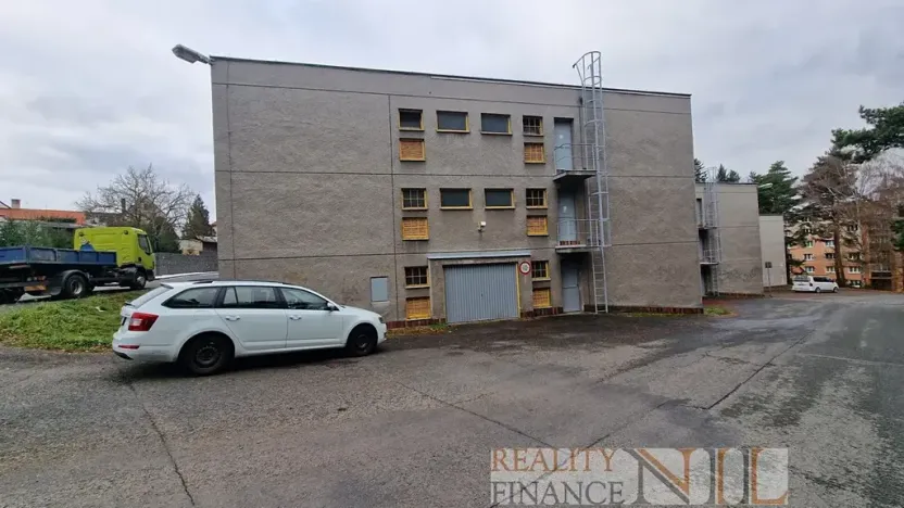 Pronájem garáže, Plzeň, Ke Špitálskému lesu, 15 m2