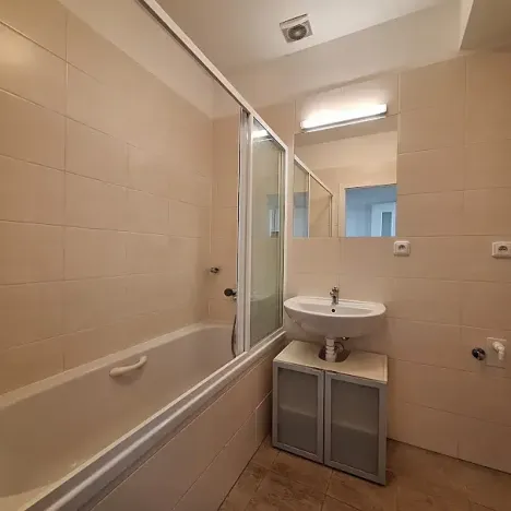 Pronájem bytu 2+kk, Praha - Holešovice, Malá Plynární, 51 m2