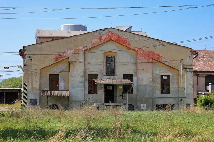 Dražba výrobních prostor, Kadaň, 11945 m2