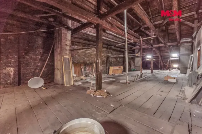 Prodej rodinného domu, Jičín - Staré Město, Valdštejnovo náměstí, 917 m2